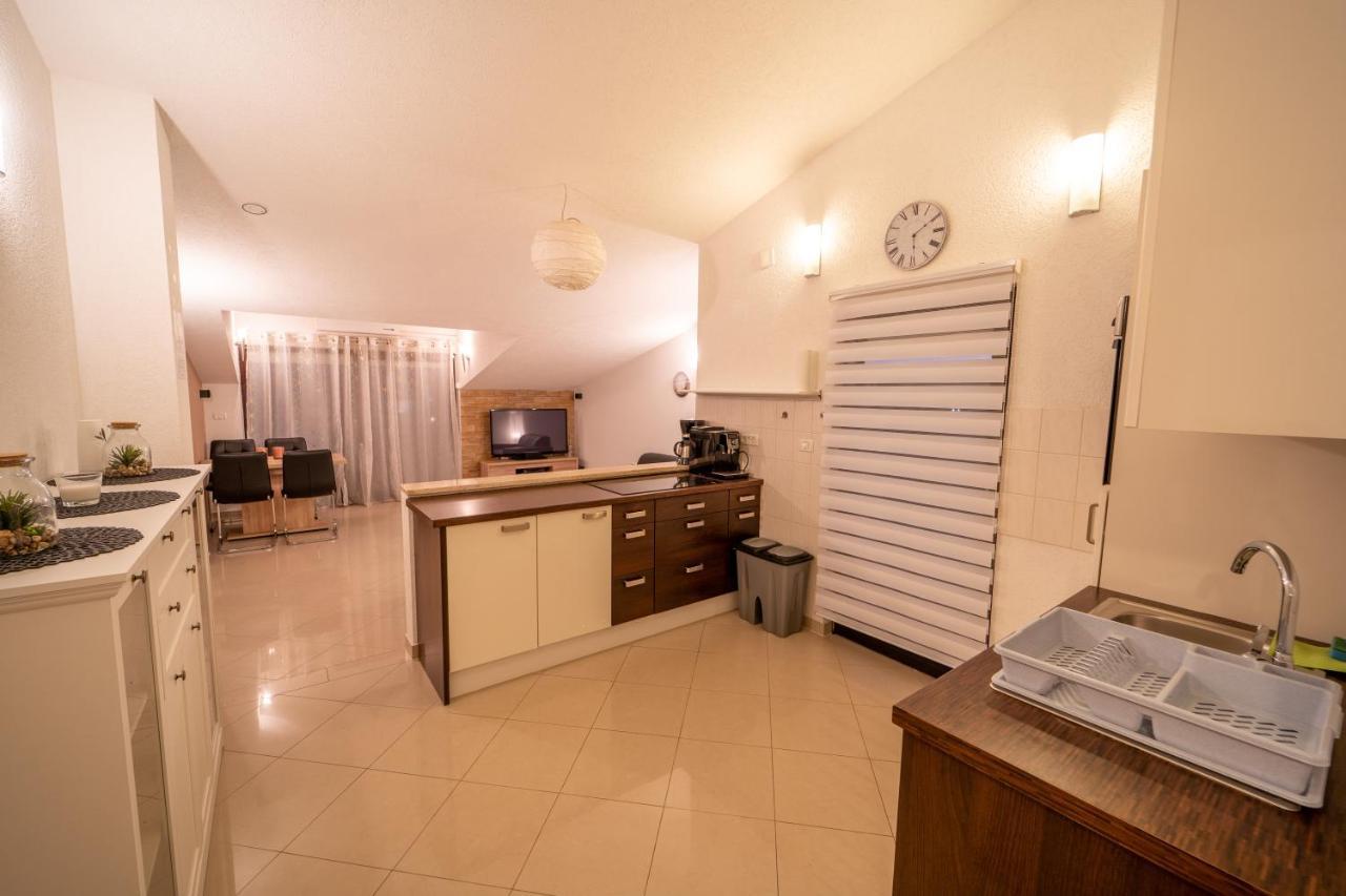 Villa Twins Markovic Pula Exterior foto